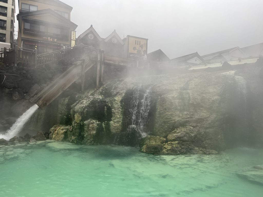 草津の温泉街